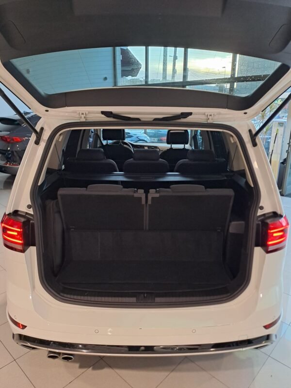 VOLKSWAGEN Touran Sport 2.0 TDI 110kW