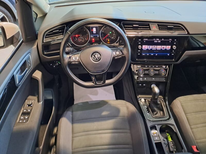 VOLKSWAGEN Touran Sport 2.0 TDI 110kW