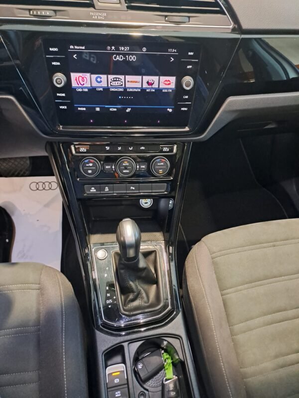 VOLKSWAGEN Touran Sport 2.0 TDI 110kW